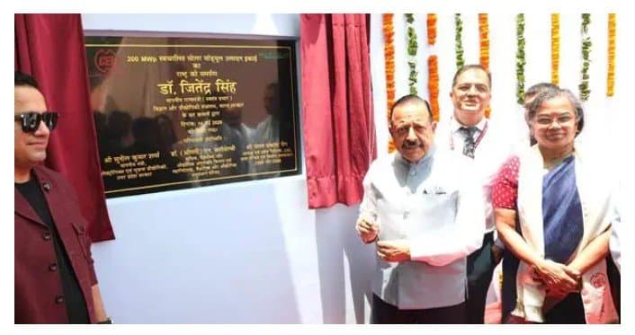 Central Electronics Ltd. Commissions 200 MW Solar Module Manufacturing Line in Uttar Pradesh